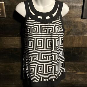 Zac & Rachel Black and White Geometric Women's Top size small